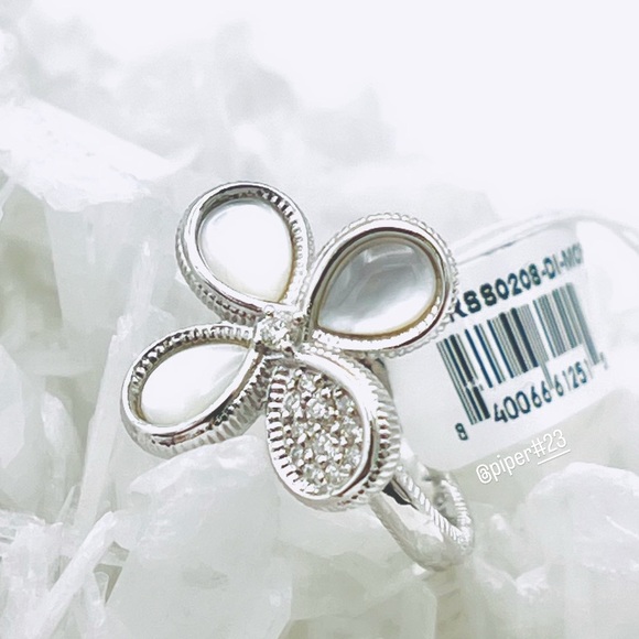 NWT Judith Ripka Jardin Flower MOP and Diamond Ring 8 - Picture 3 of 16